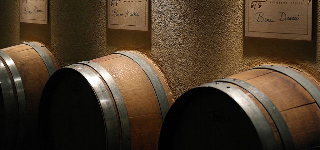 Wine barrel