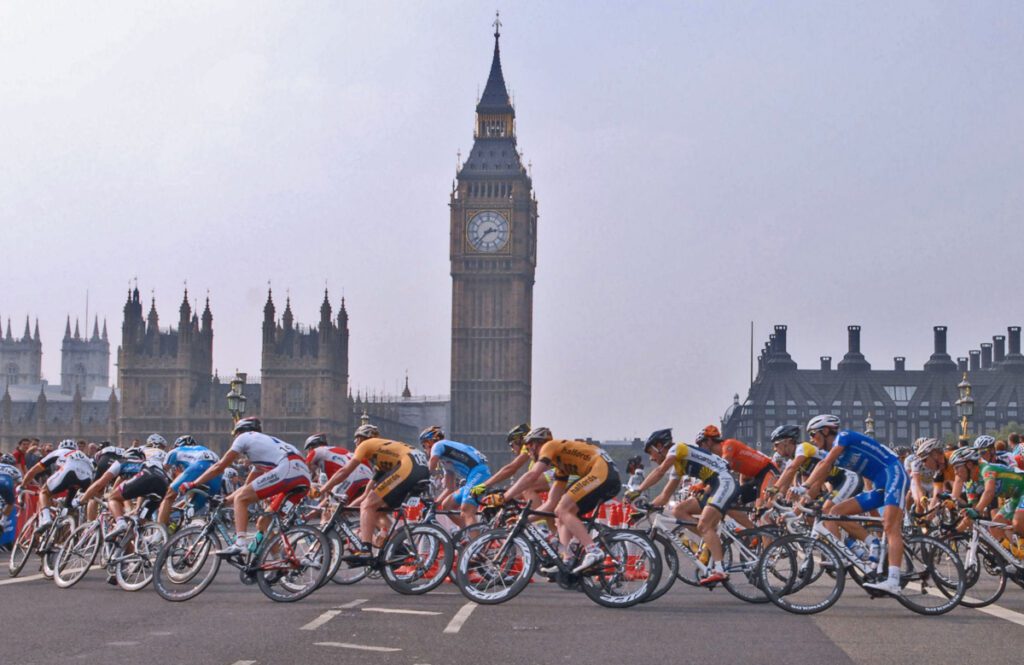 Ride in London by Bike