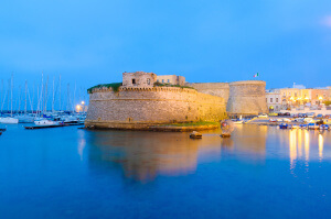 Charming towns of Gallipoli and Otranto
